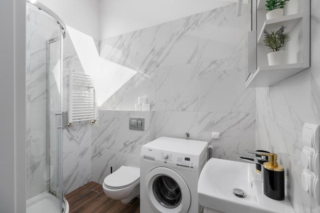 Apartament - Great Location- Praga Polnoc - 18 People -marcinkowskiego